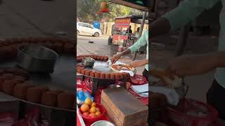 शिल्पा शेट्टी की खूबसूरत का राज #streetfood #indianstreetfood #indianfood #foodie #vegkababparatha