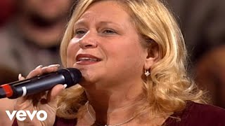 Sandi Patty - The Stage Is Bare (Live)