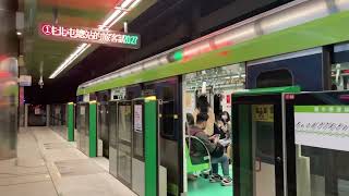 台中捷運列車往北屯總站離開高鐵台中站