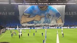 Schalke 04- Freiburg- Choreo: aus weiß mach blau...