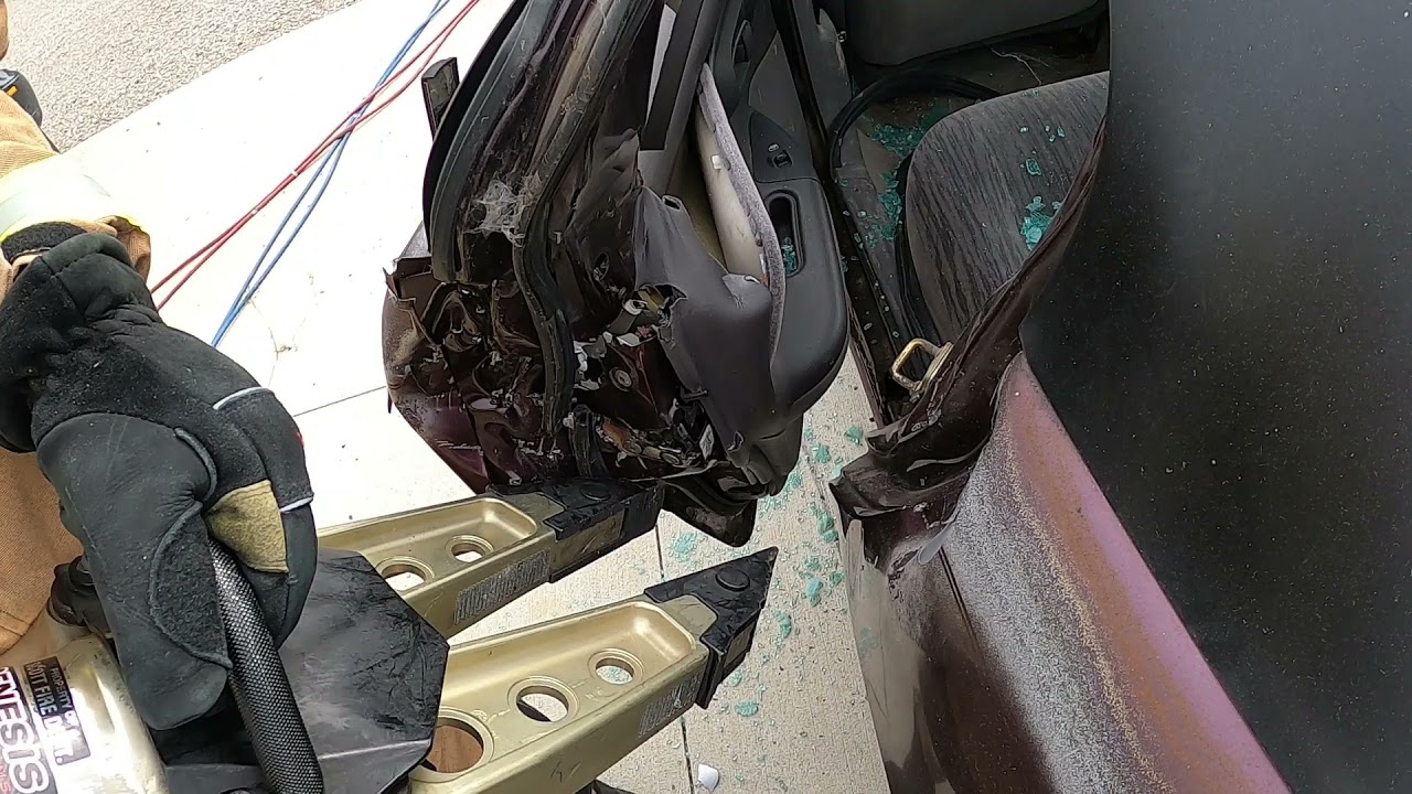 Rip N Blitz Extrication From The Tools POV - YouTube