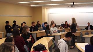 Jane Hanson lectures an NYU Stern class