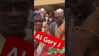 King Wasiu Ayinde crying as he lay his mother to rest