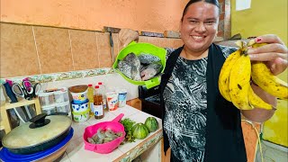 Cocinando el mismo caldo que me sobró hace dos días poniéndole más menjurjes #AyQueCotaaa