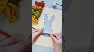 Easy and fun Easter craft idea for kids. Bunny craft with yarn. Make an Easter bunny décor at home.