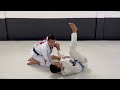 aprenda como iniciar a luta de jiu jitsu com joelhos no chão.