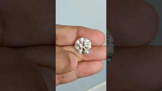 The most beautiful 10 ct diamond of si1 J grade