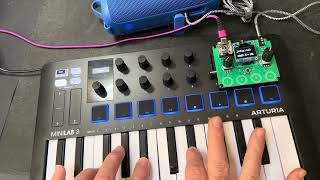 wavetable_midisynth demo, a circuitpython-synthio-trick