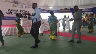 TRADITIONAL ZANZIBAR DANCES + CELEBRATIONS OF ZANZIBAR DAY TODAY @ SABA SABA GROUNDS -