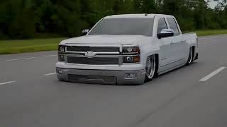 Vanilla ice Bagged and bodied silverado on big billet wheels