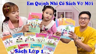 Gia Đình Hằng Nheo Giới Thiệu Bộ Sách Lớp 1 Của Em Quỳnh Nhi | Hằng Nheo Vlog