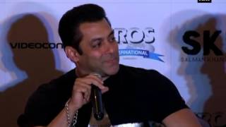 Salman promotes 'Hero' with Sooraj- Athiya in Delhi