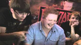 ibb and obb - Entertaining the bored at GamesCom 2011