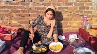 Desi Ghee Ki Panjiri | Desi Village Woman family Cooking Street food Panjiri 😋