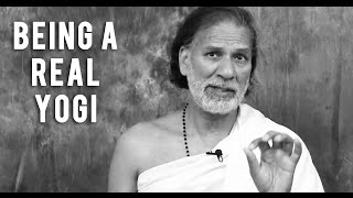 എന്തുകൊണ്ടാണ് ഇന്നത്തെ യോഗാധ്യാപകർ യഥാർത്ഥ യോഗികളല്ലാത്തത് - ഒരു ജീവനുള്ള മാസ്റ്ററുടെ വീക്ഷണം (ആധുനിക യോഗ)