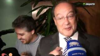 Pinto da Costa goza com jornalista