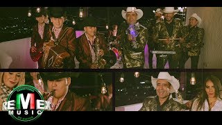 Los Líricos Jr. - Nomás el pelo menea ft. Los Jilgueros de Linares (Video Oficial)