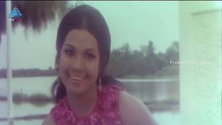 Ulagam Sutrum Valiban Tamil Songs | Pachai Kili Video Song | MG Ramachandran | Latha