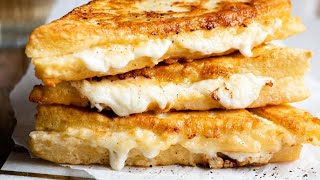 Mozzarella in Carrozza (Fried Mozzarella Sandwich)