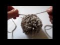 tuto pompon apprendre a faire un pompon en laine pour les bonnets au tricot facile