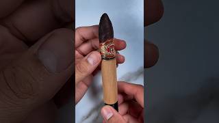 Part 36: How To Properly Cut A Cigar. ( Arturo Fuente Sun Grown ). #cigarculture #cigars #review