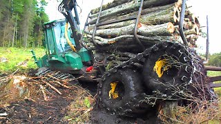 Timberjack 810D in mud, difficult conditions in wet forest