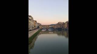 【🇮🇹フィレンツェ観光①】夕暮れのポンテ・ベッキオ「アルノ川からの夕景」フィレンツェ　イタリア旅行　トスカーナ州　イタリア　firenze Italytravel　Italy