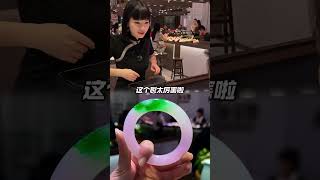 300萬入手的春彩翡翠手鐲，是賺了還是虧了？#天然翡翠 #翡翠 #翡翠手鐲 #翡翠a貨 #jade #緬甸翡翠 #翡翠代購 #翡翠玉石