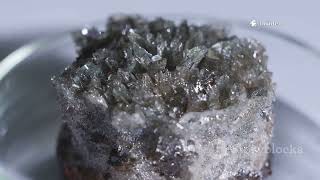 They Found This Inside 3-Billion-Year-Old Rock… And No One Can Explain It