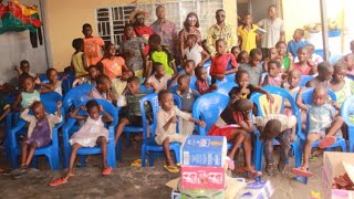 Bolanda Remise de Dons par l' association f-mass à l'orphelins éden et centre de vieillard lingwala