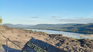 อุทยานแห่งชาติผาแต้ม ชมบรรยากาศตะวันขึ้นก่อนใครในสยาม