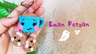 يلا نعمل مع بعض ميداليه (مج معها بسكوت) سهله وبسيطه للمبتدئين وهتخلص معاكي بسرعه 👌♥️ amigurumi toy