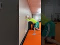 hip extension before knee extension