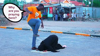 Muslim Lady HARRASED For PRAYING In Public, What Happened Next is Shocking **Emotional**