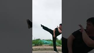 逗武者 #一套动作行云流水#是时候展现真正的技术了 #kungfu #martialarts