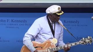 Chuck Berry’s 2012 Musical Malfunction & Award Ceremony “Johnny B. Goode” Final live Performances