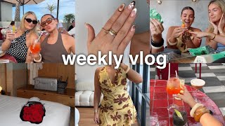 weekly vlog 💌 new nails, bday celebrations, Valentine’s Day + our first sonnys!!