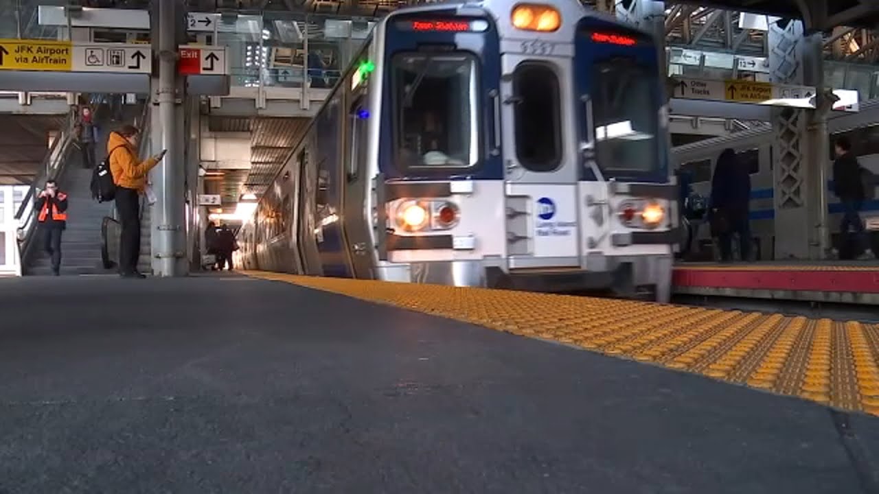 MTA Adding More LIRR Trains To Ease Crowding, Long Wait Times - YouTube