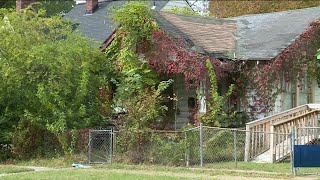 Though this South Richmond house was condemned in 2018, it still stands, concerning neighbors