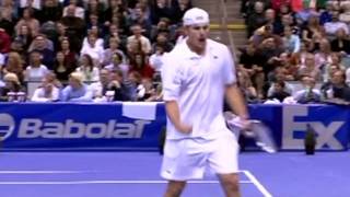 Andy Roddick impersonates McEnroe, Agassi, Hewitt, and Sharapova