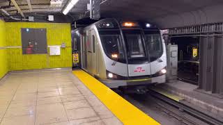 TTC Toronto Rocket Trains on line 1 Both Bypassing Dundas Stn (December 23rd, 2022)