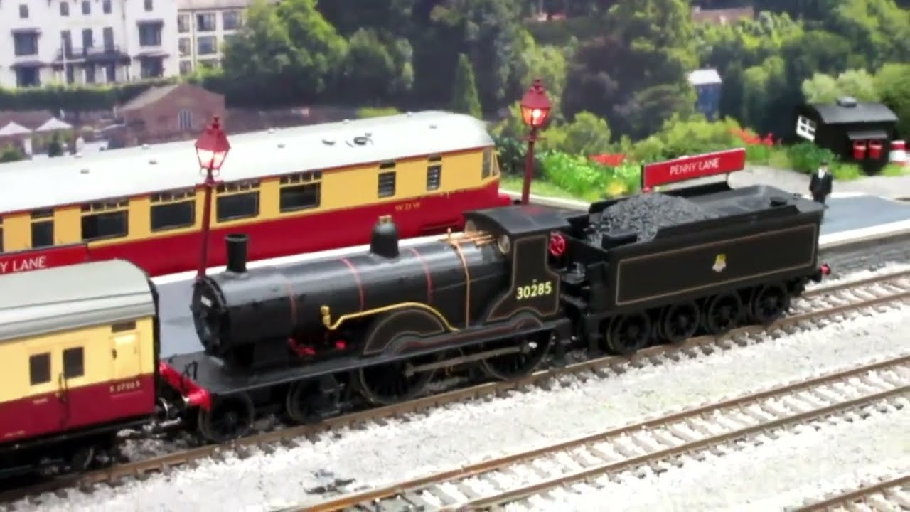 SuperTrain 2023 - Calgary British Railway Modellers - YouTube