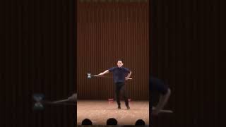 まるでフィギュアスケートなジャグリング技 #juggling #performance #shorts