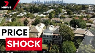Melbourne house prices falling faster than they have for 18 months | 7 News Australia