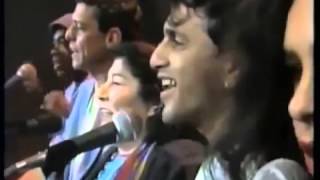 Mercedes Sosa, Chico Buarque, Caetano Veloso, Milton Nascimento e Gal Costa( Lino Corrêa).