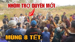 XUẤT HIỆN NHÓM TRỢ DUYÊN TRONG BUỔI SÁNG HÔM NAY ?