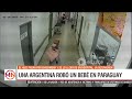 una mujer se robó un bebé y la policía la detuvo a 50 metros de la frontera el video