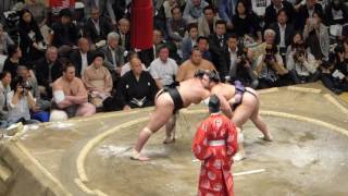 Tochiozan (6-3) - Osunaarashi (6-3) , Sumo : Natsubasho '16