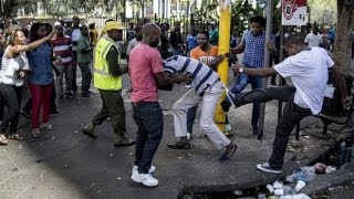 Pillages, incendies, meurtres en Afrique du sud *** BBC Infos