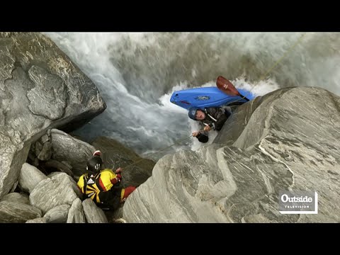 Kayaker Caught in the Death Grip of a Sieve | Ultimate Rush Kayaker Caught in the Death Grip of a Sieve | Ultimate Rush